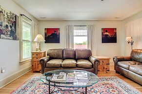 Cozy Elkhart Lake Apartment: Walk to Town & Dining