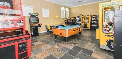 Minutes From Disney Private Pool 4 Bedroom Home by RedAwning