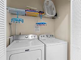 Minutes From Disney Private Pool 4 Bedroom Home by RedAwning