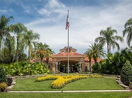 Minutes From Disney Private Pool 4 Bedroom Home by RedAwning