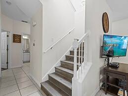 Minutes From Disney Private Pool 4 Bedroom Home by RedAwning