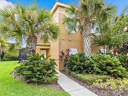 Minutes From Disney Private Pool 4 Bedroom Home by RedAwning