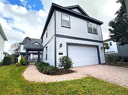 10' Disney Luxury Home 7br Pool In Reunion 7 Bedroom Villa by RedAwnin