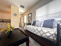 10' Disney Luxury Home 7br Pool In Reunion 7 Bedroom Villa by RedAwnin