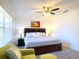 Luxury Home 4 Bd Minutes From Disney 4 Bedroom Townhouse