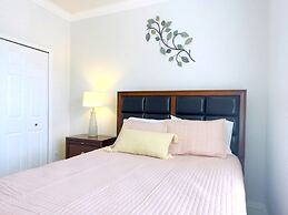 Luxury Home 4 Bd Minutes From Disney 4 Bedroom Townhouse