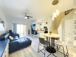 Luxury Home 4 Bd Minutes From Disney 4 Bedroom Townhouse