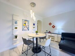 Luxury Home 4 Bd Minutes From Disney 4 Bedroom Townhouse