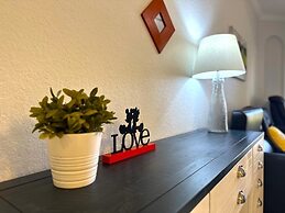 Luxury Home 4 Bd Minutes From Disney 4 Bedroom Townhouse