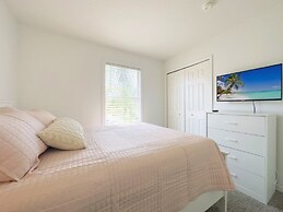 Luxury Home 4 Bd Minutes From Disney 4 Bedroom Townhouse