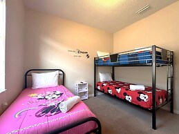 Amazing Villa 4bd W/ Pool In A Gated Comm. 4 Bedroom Villa