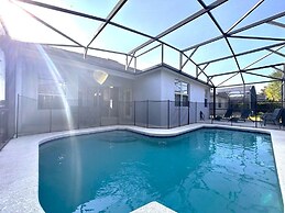 Amazing Villa 4bd W/ Pool In A Gated Comm. 4 Bedroom Villa