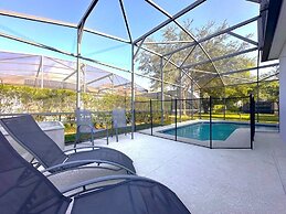 Amazing Villa 4bd W/ Pool In A Gated Comm. 4 Bedroom Villa