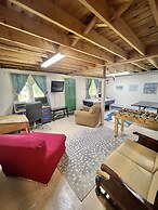 Daybreak Limit 8 3 Bedroom Villa by RedAwning