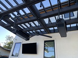 Modern Luxury Retreat 4 Bedroom Home by RedAwning