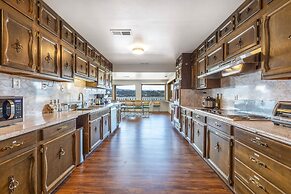 Inventor's Cottage 30 Night Minimum 3 Bedroom Home by RedAwning