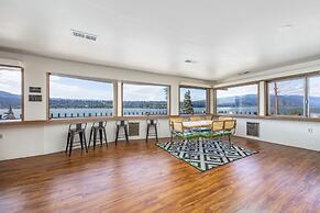 Inventor's Cottage 30 Night Minimum 3 Bedroom Home by RedAwning