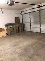 Family Fun Vacation Home 4 Bedroom Villa by RedAwning