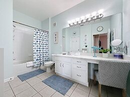 Summer Dreams 3 Bed Condo In Windsor Hills 3 Bedroom Condo by RedAwnin