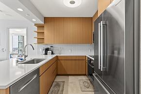 Sky Ala Moana 3509 3 Bedroom Condo by RedAwning