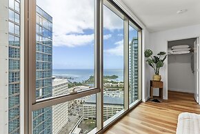 Sky Ala Moana 3509 3 Bedroom Condo by RedAwning