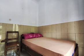 OYO 94016 Homestay Baronsari