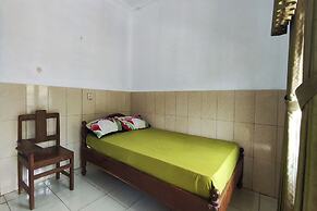 OYO 94016 Homestay Baronsari