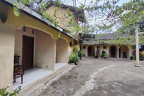 OYO 94016 Homestay Baronsari