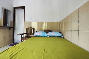 OYO 94016 Homestay Baronsari