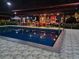 OYO 75500 Kuunone Art & Gallery