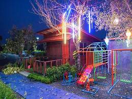 OYO 75500 Kuunone Art & Gallery