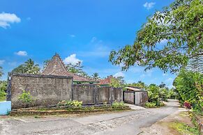 Capital O 94018 Joglo Eyang Niek Turi Syariah