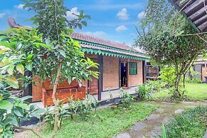 Capital O 94018 Joglo Eyang Niek Turi Syariah