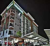 OYO 75504 Ratchapruek Apartment Angthong