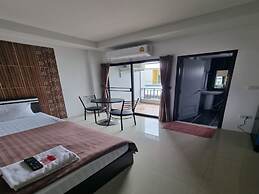OYO 75504 Ratchapruek Apartment Angthong