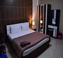 OYO 75504 Ratchapruek Apartment Angthong