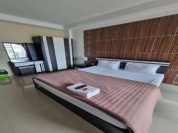 OYO 75504 Ratchapruek Apartment Angthong