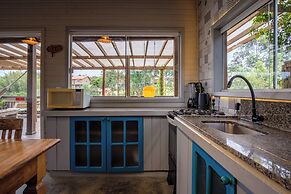 Franca's House - Piscina - Praia do Rosa