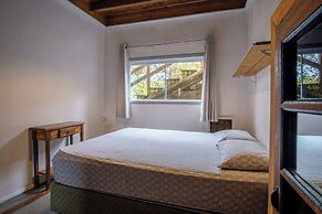 Franca's House - Piscina - Praia do Rosa