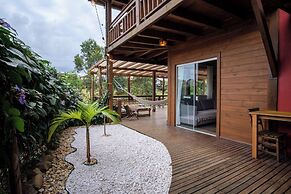 Franca's House - Piscina - Praia do Rosa