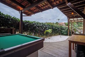 Franca's House - Piscina - Praia do Rosa