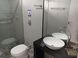 Franca's House - Piscina - Praia do Rosa