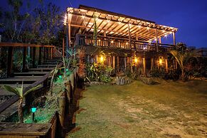 Franca's House - Piscina - Praia do Rosa