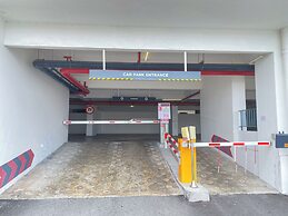 Comfy 3-Bedrooms Apartment at Meritus Residensi