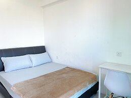 Comfy 3-Bedrooms Apartment at Meritus Residensi