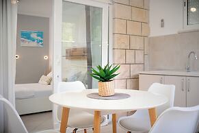 Beachfront Villa near Zlatni rat