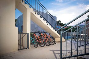 Beachfront Villa near Zlatni rat