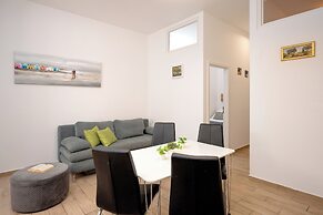 Beachfront Villa near Zlatni rat