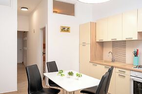 Beachfront Villa near Zlatni rat