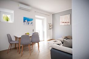 Beachfront Villa near Zlatni rat